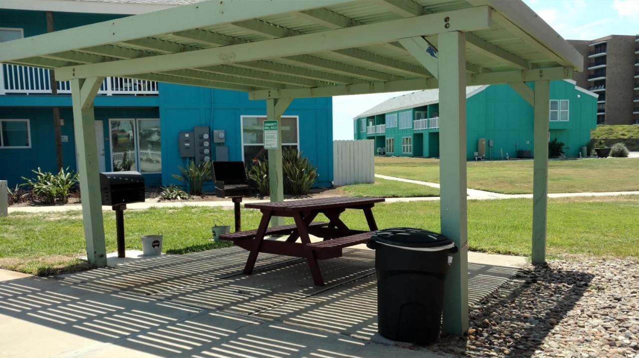 Executive Keys Condominiums On The Beach Port Aransas Exterior photo