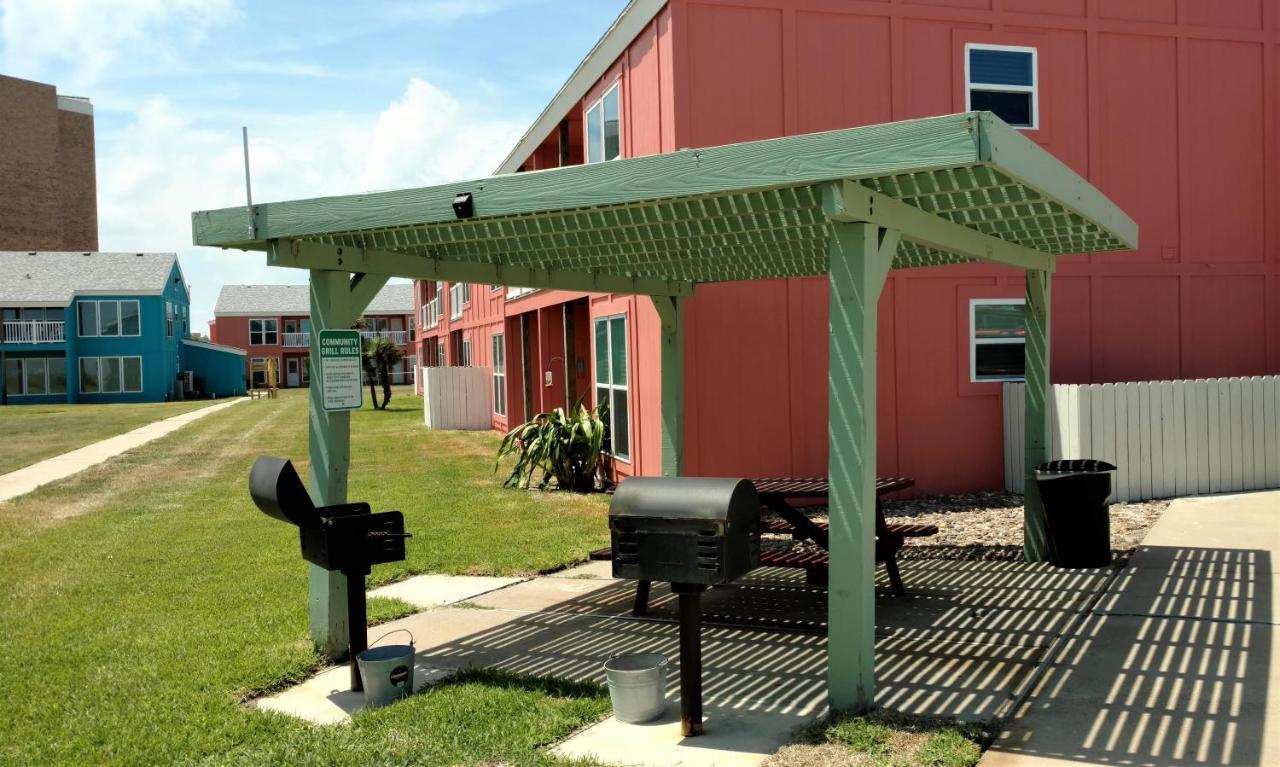 Executive Keys Condominiums On The Beach Port Aransas Exterior photo