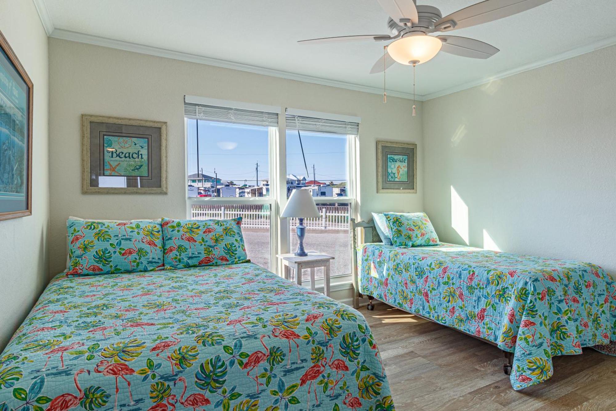 Executive Keys Condominiums On The Beach Port Aransas Exterior photo