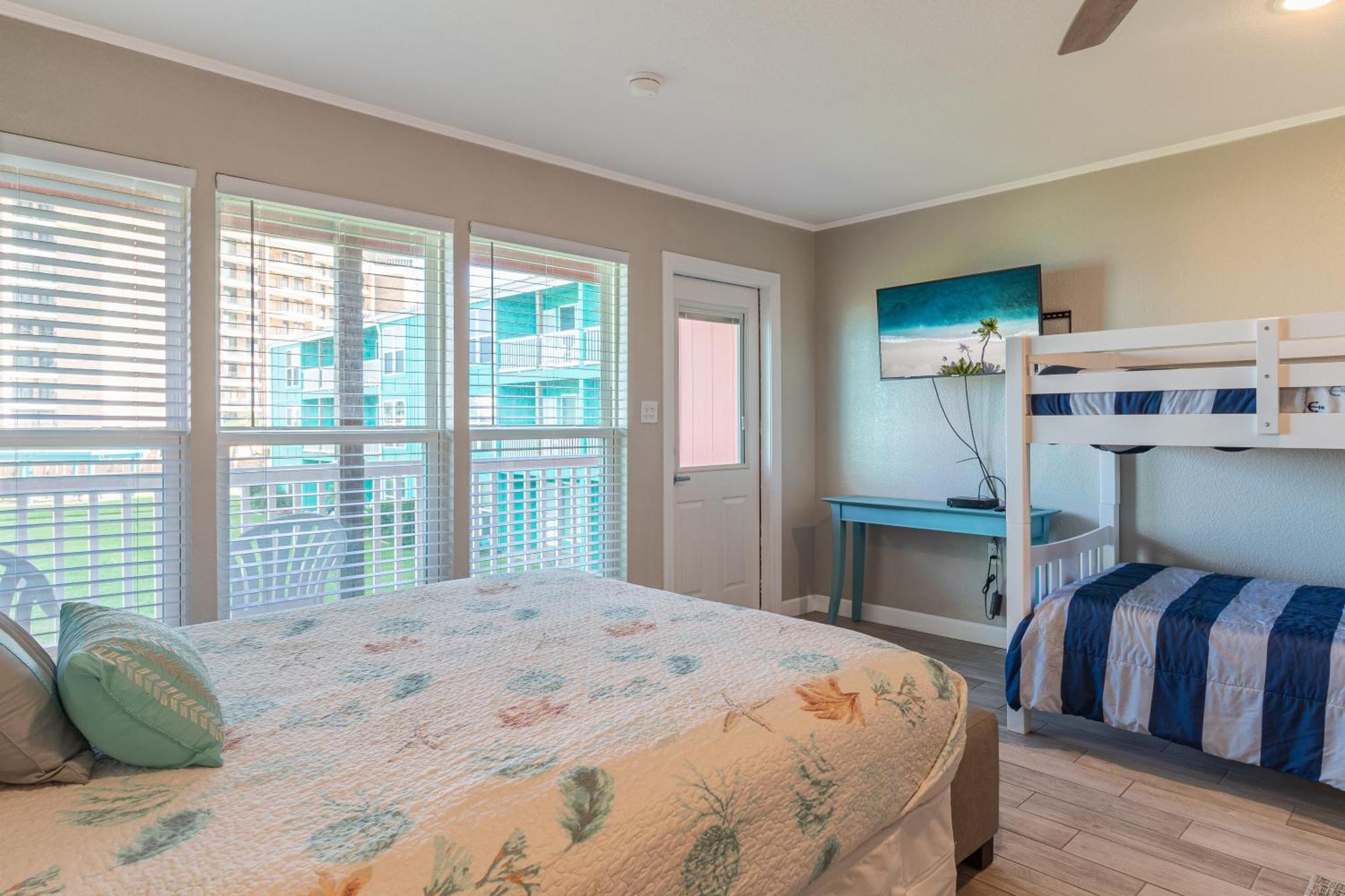Executive Keys Condominiums On The Beach Port Aransas Exterior photo